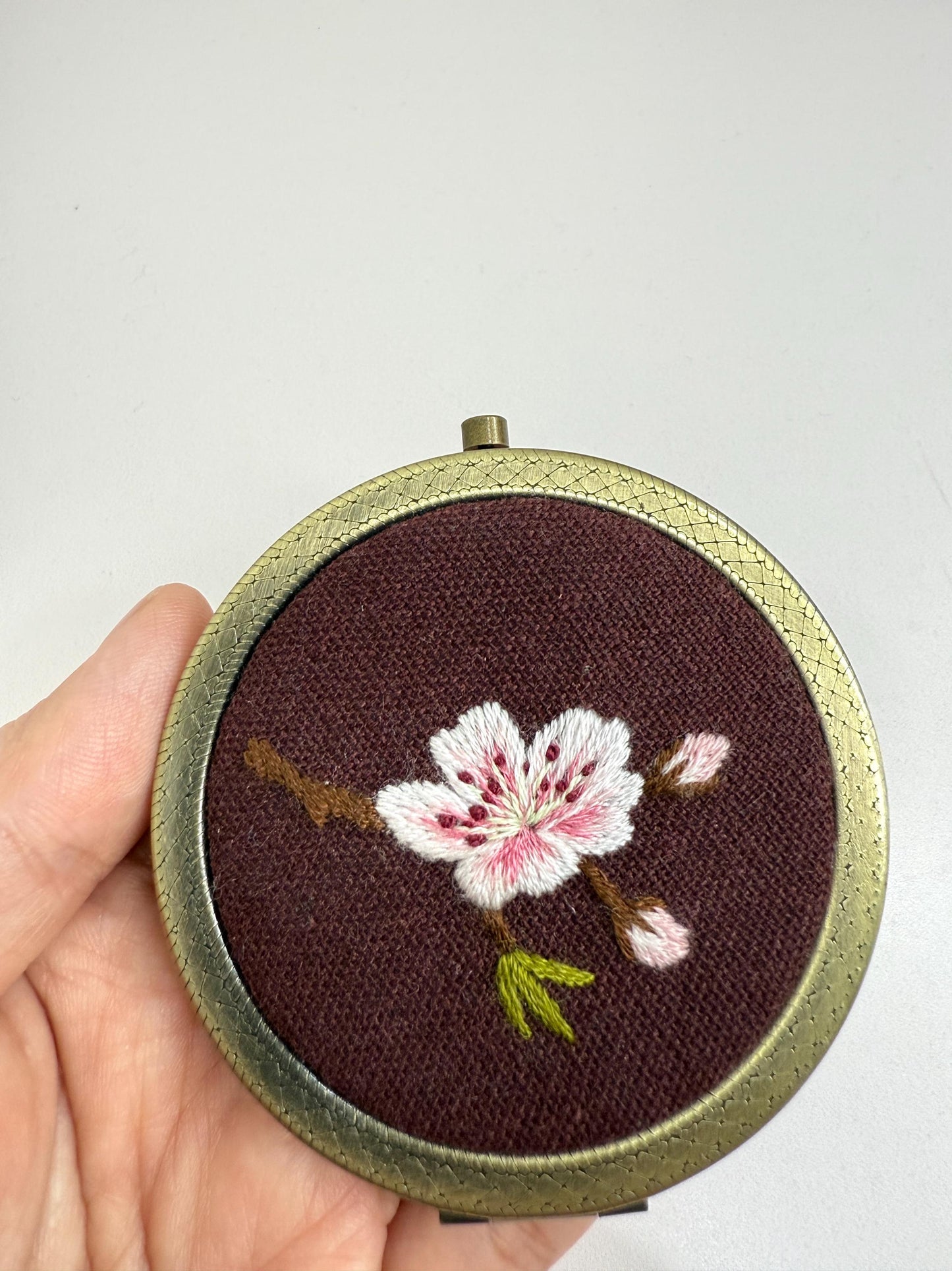 Hand Embroidered Mirror and Cloth Set