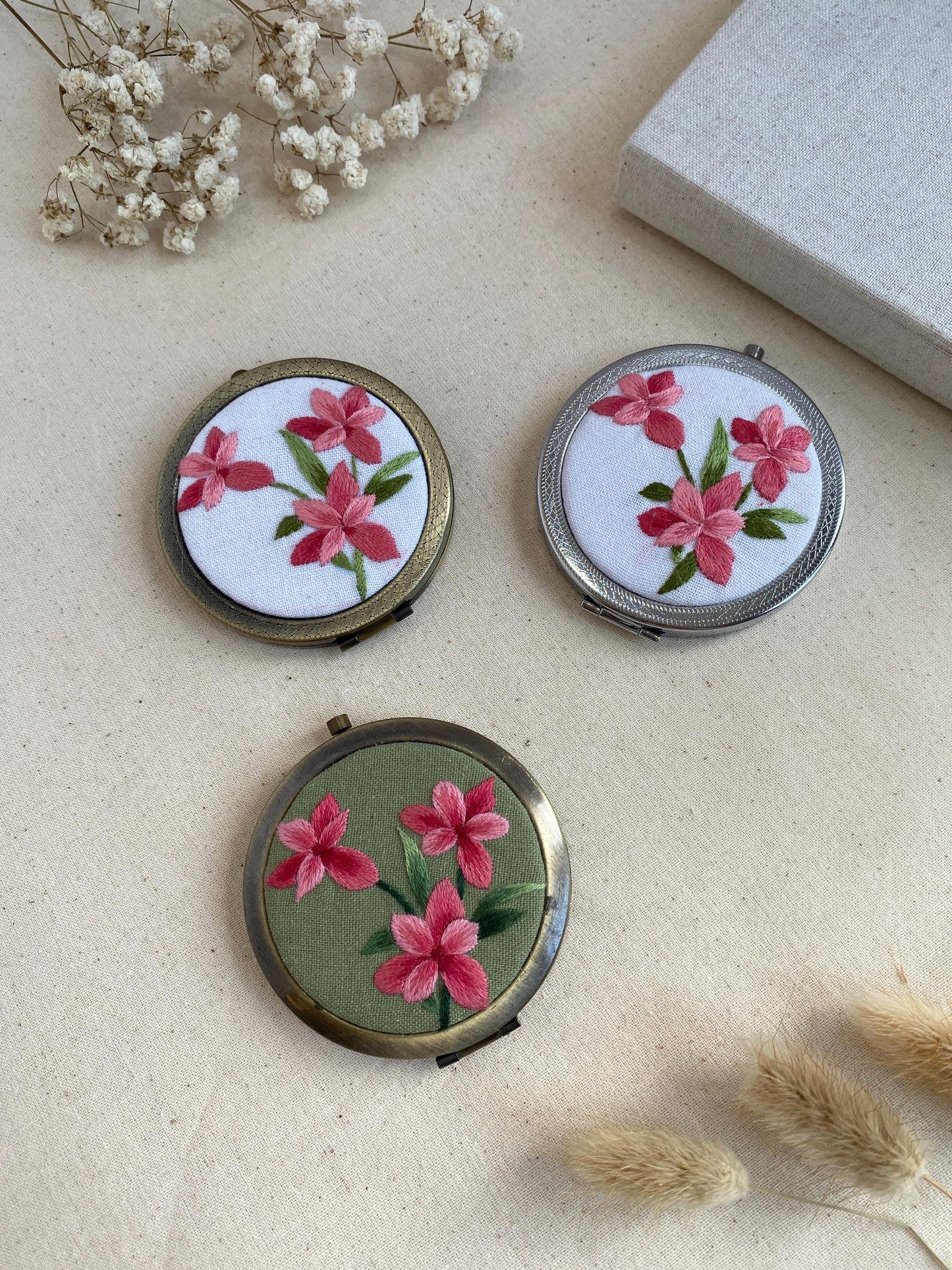 Personalized Embroidered Compact Mirror Gift For Bridesmaids