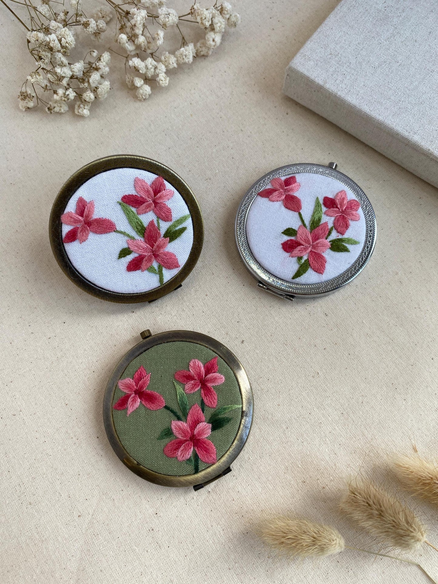 Personalized Embroidered Compact Mirror Gift For Bridesmaids