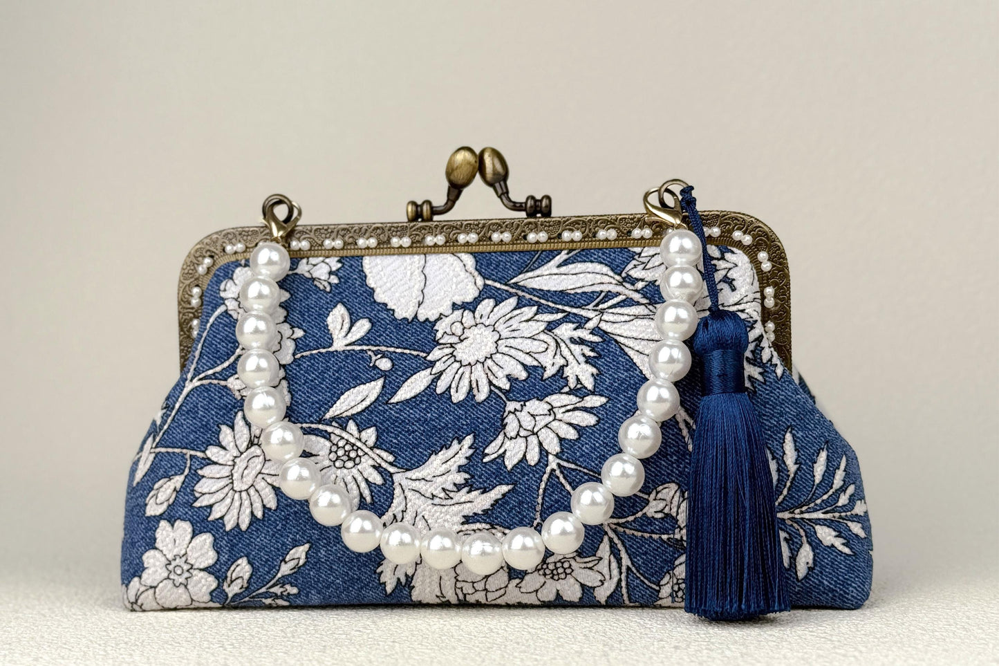 Floral Round Purse & Vintage Frame Bag